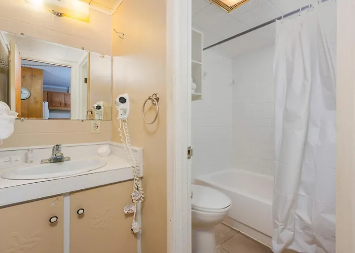 Apartment Gulf Village 204