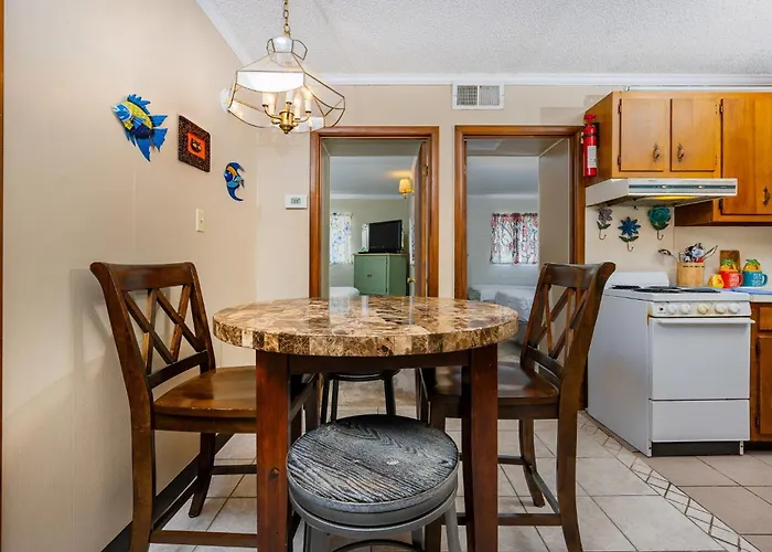 Gulf Village 204 Apartment